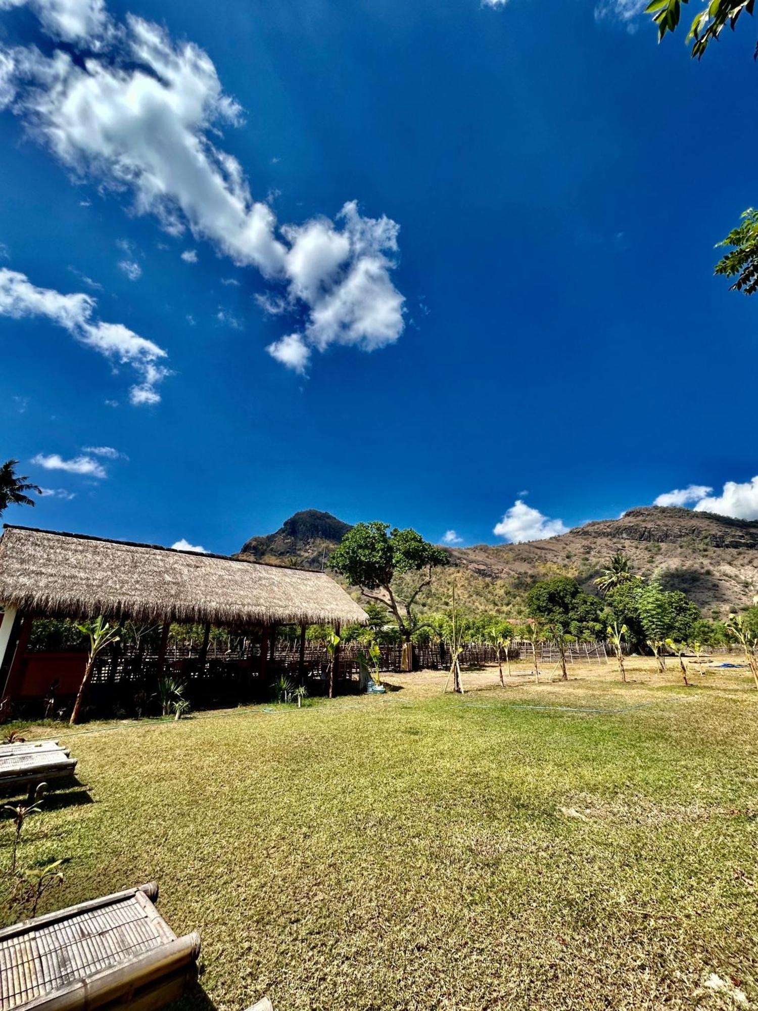 Damai Bungalows Maluk Eksteriør billede